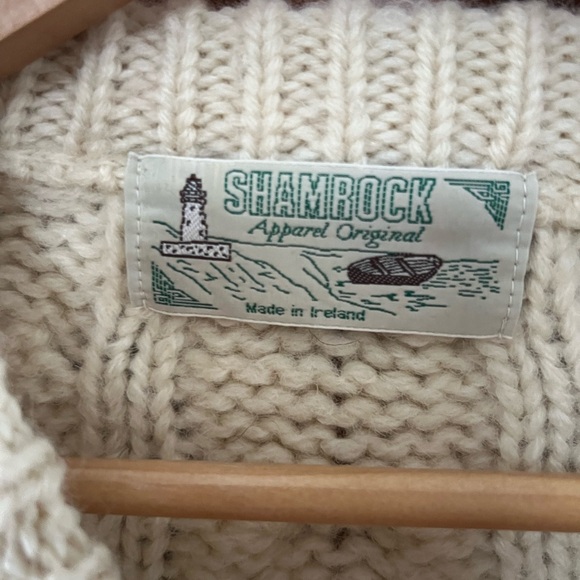 Vintage Irish wool sweater size small - Picture 3 of 4